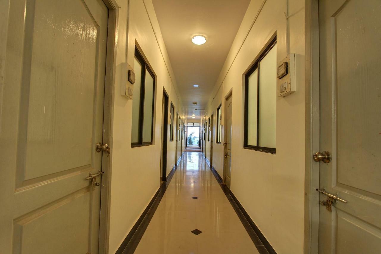 Oyo Flagship 36650 Tristar Inn Coimbatore Ngoại thất bức ảnh